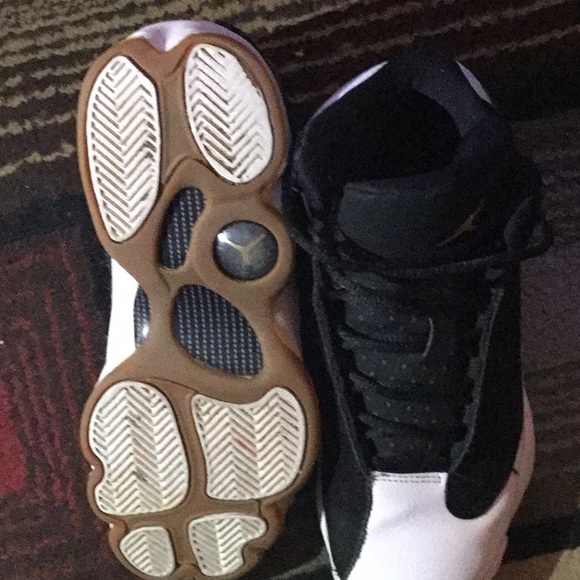 Another pair of Jordans - Picture 4 of 4